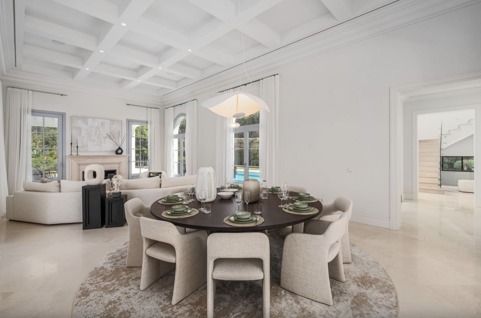 4 bedroom Villa for sale in Nueva Andalucia with pool garage - € 4,595,000 (Ref: 9294597)