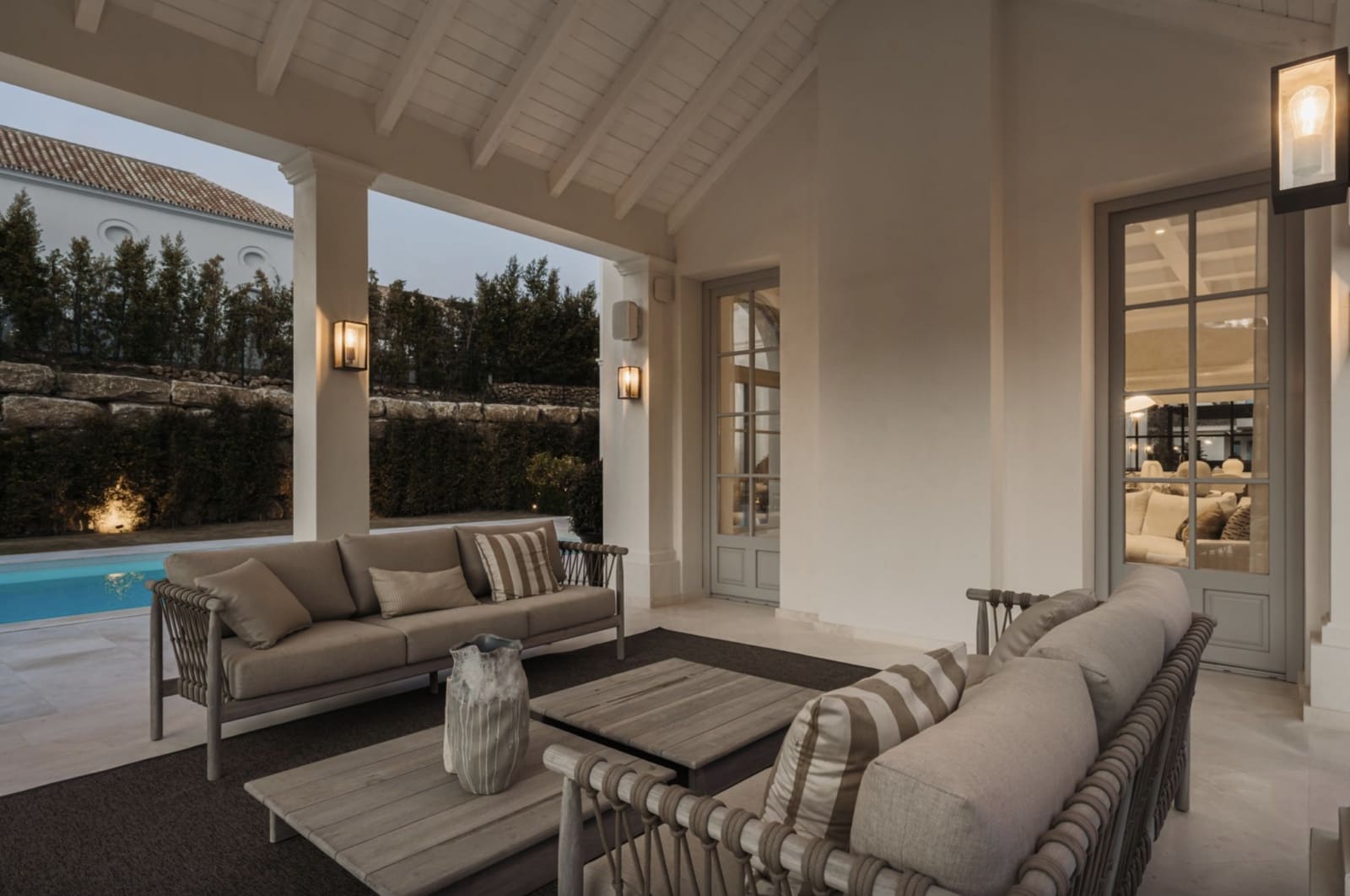 4 bedroom Villa for sale in Nueva Andalucia with pool garage - € 4,595,000 (Ref: 9294597)