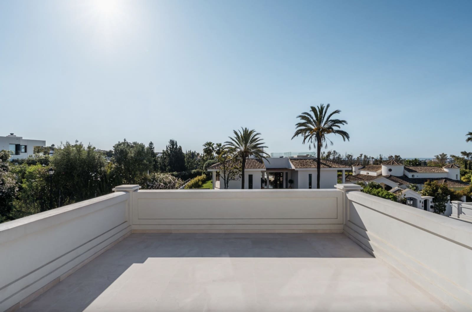 4 bedroom Villa for sale in Nueva Andalucia with pool garage - € 4,595,000 (Ref: 9294597)