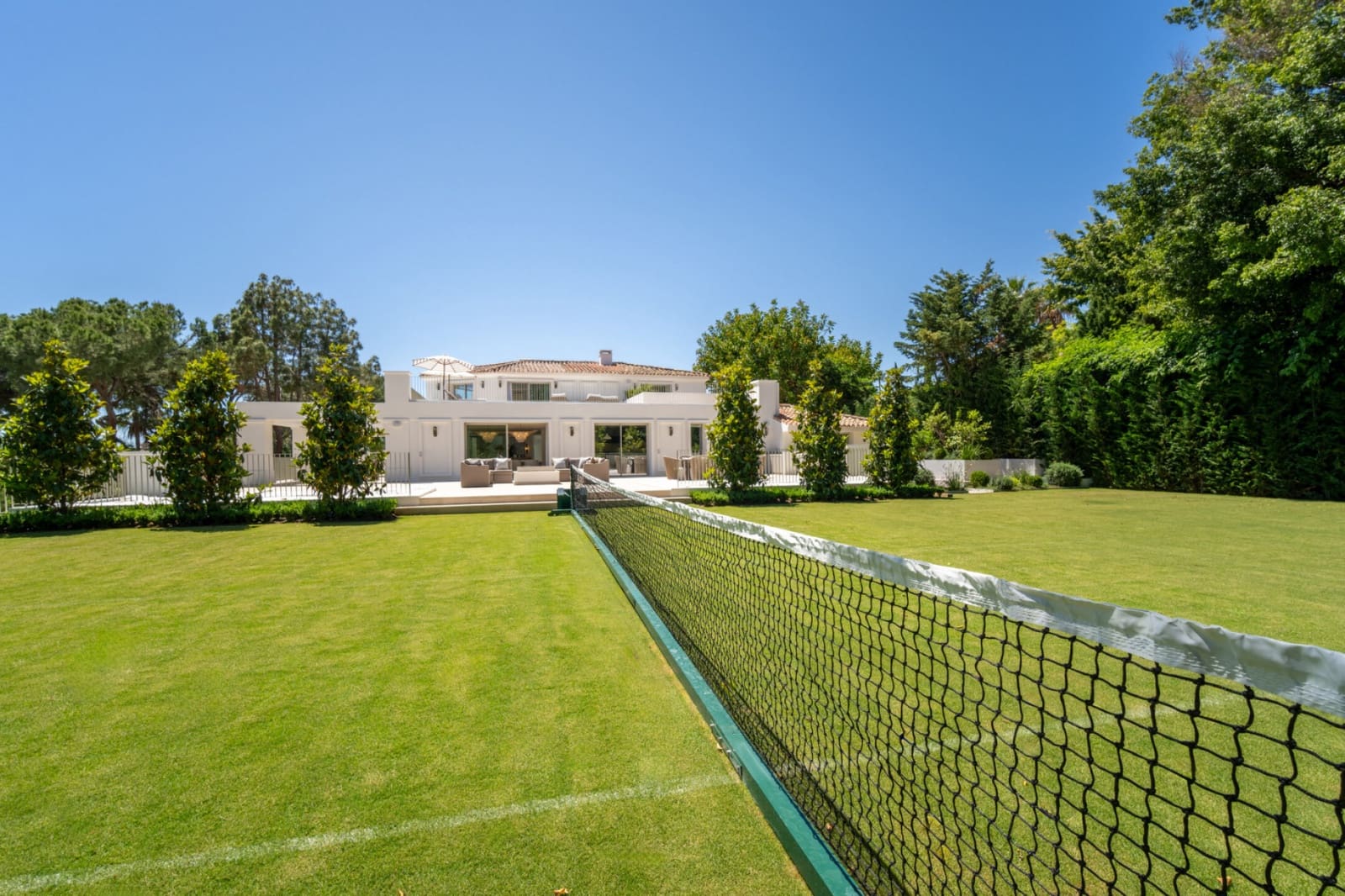 6 slaapkamer Villa te koop in Marbella met zwembad garage - € 8.950.000 (Ref: 9294599)
