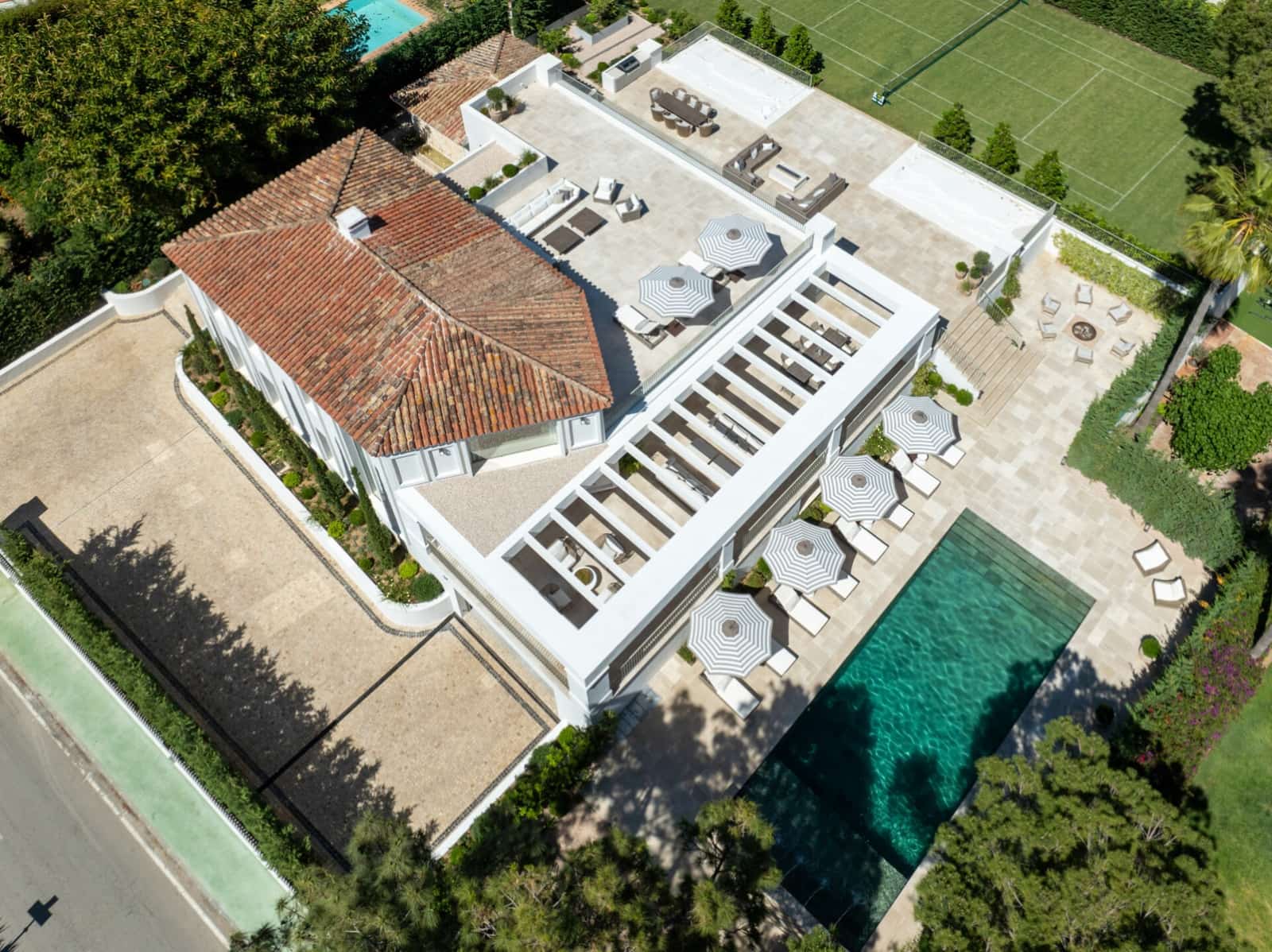 6 slaapkamer Villa te koop in Marbella met zwembad garage - € 8.950.000 (Ref: 9294599)