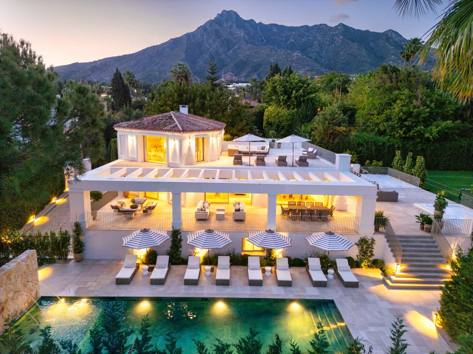 6 slaapkamer Villa te koop in Marbella met zwembad garage - € 8.950.000 (Ref: 9294599)