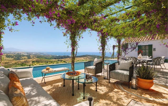 3 slaapkamer Villa te koop in Casares met zwembad garage - € 2.600.000 (Ref: 9294600)