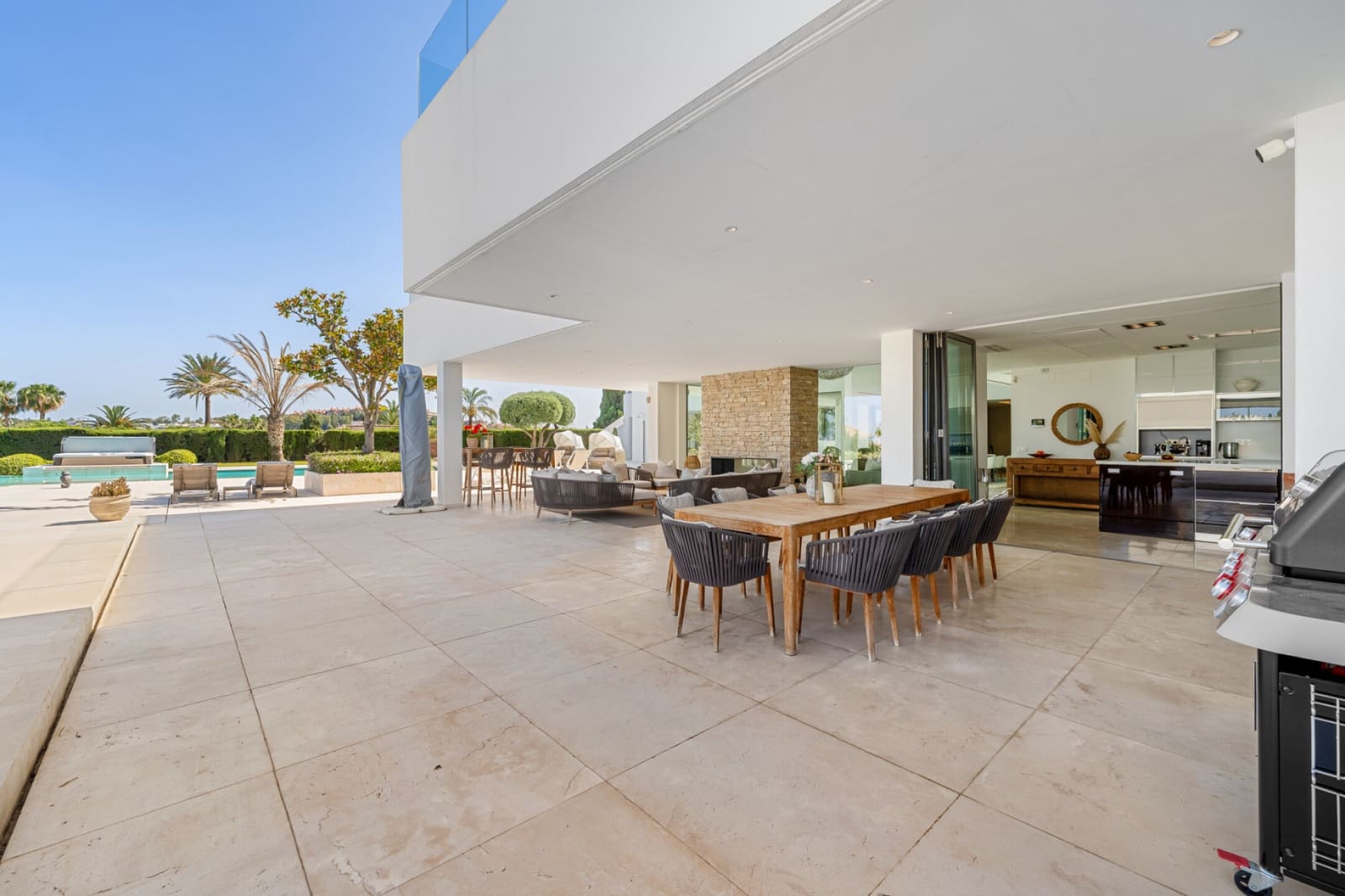 Chalet de 7 habitaciones en Marbella en venta con piscina garaje - 7.950.000 € (Ref: 9294601)