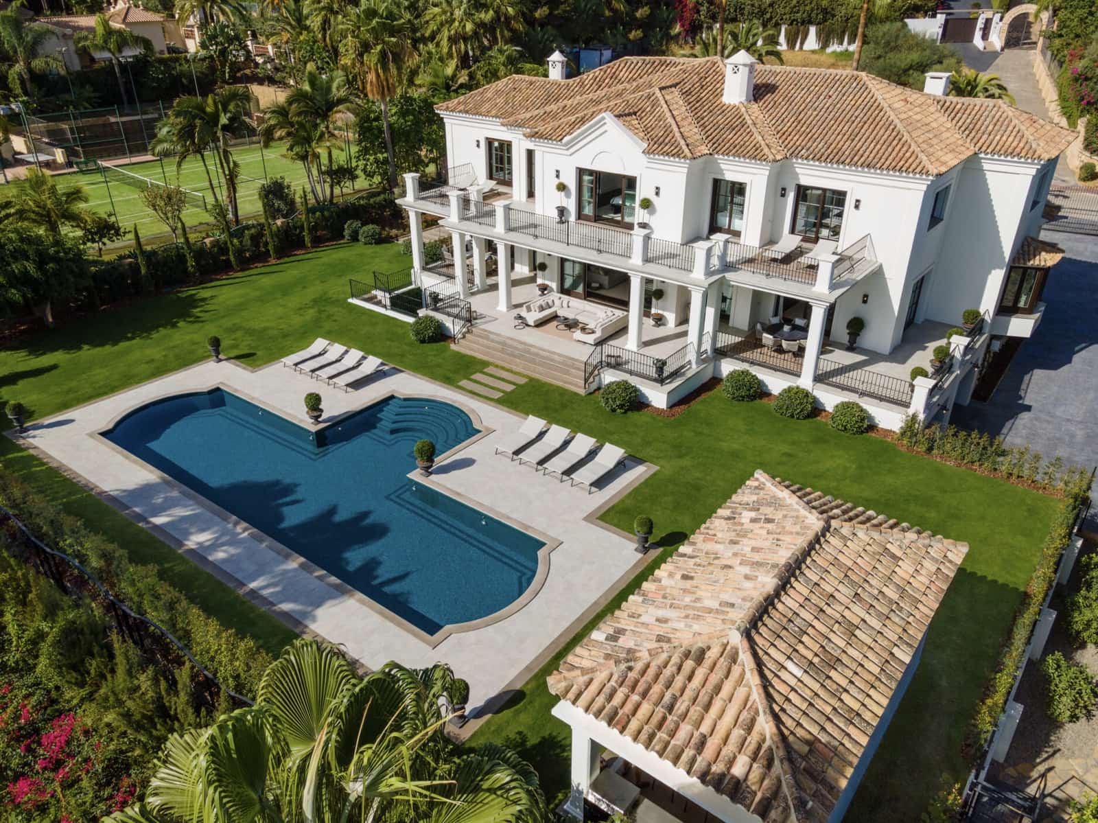 6 sovrum Villa till salu i Golden Mile med pool garage - 10 250 000 € (Ref: 9294612)