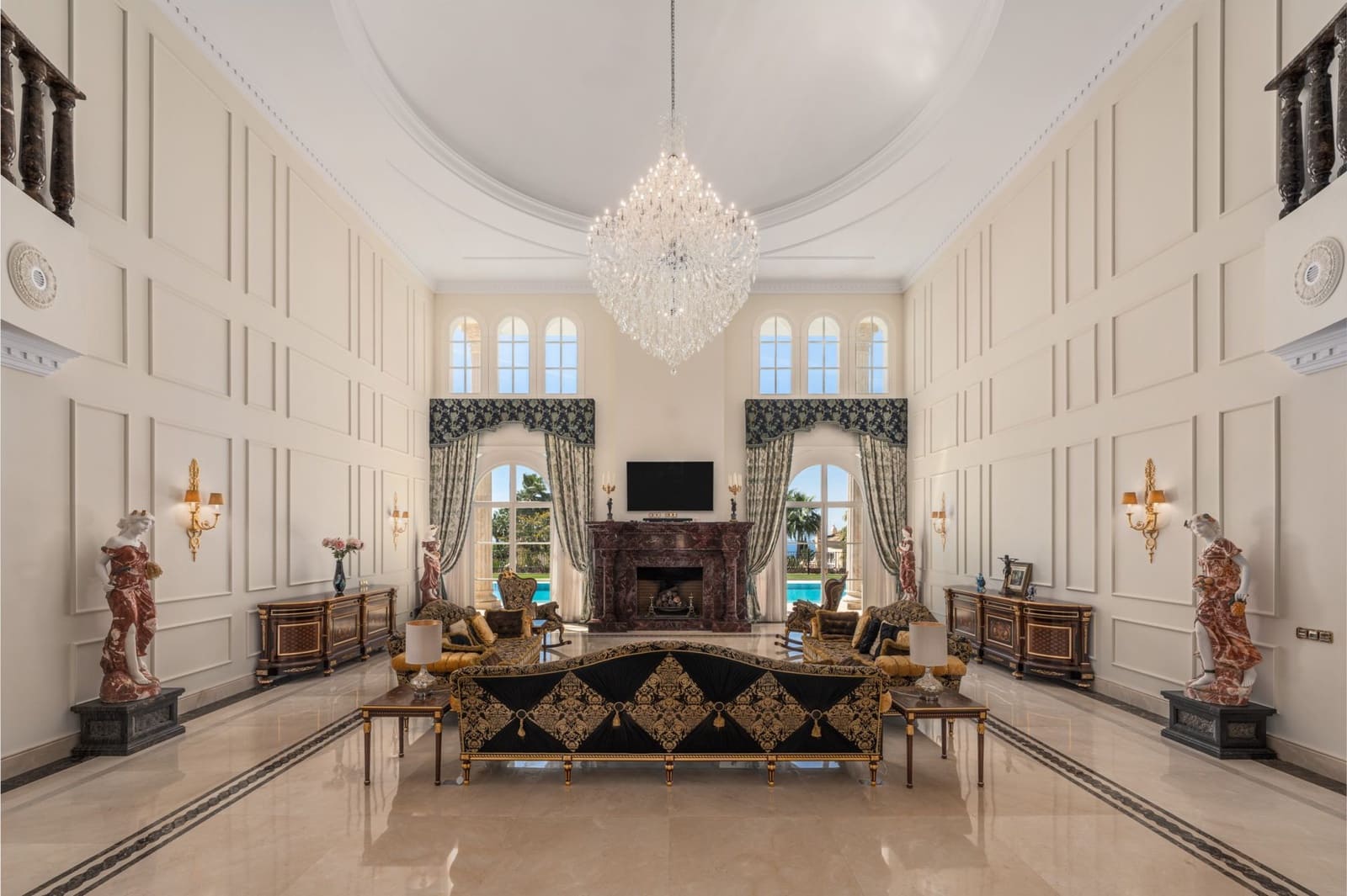 7 slaapkamer Villa te koop in Marbella met zwembad garage - € 13.000.000 (Ref: 9294618)