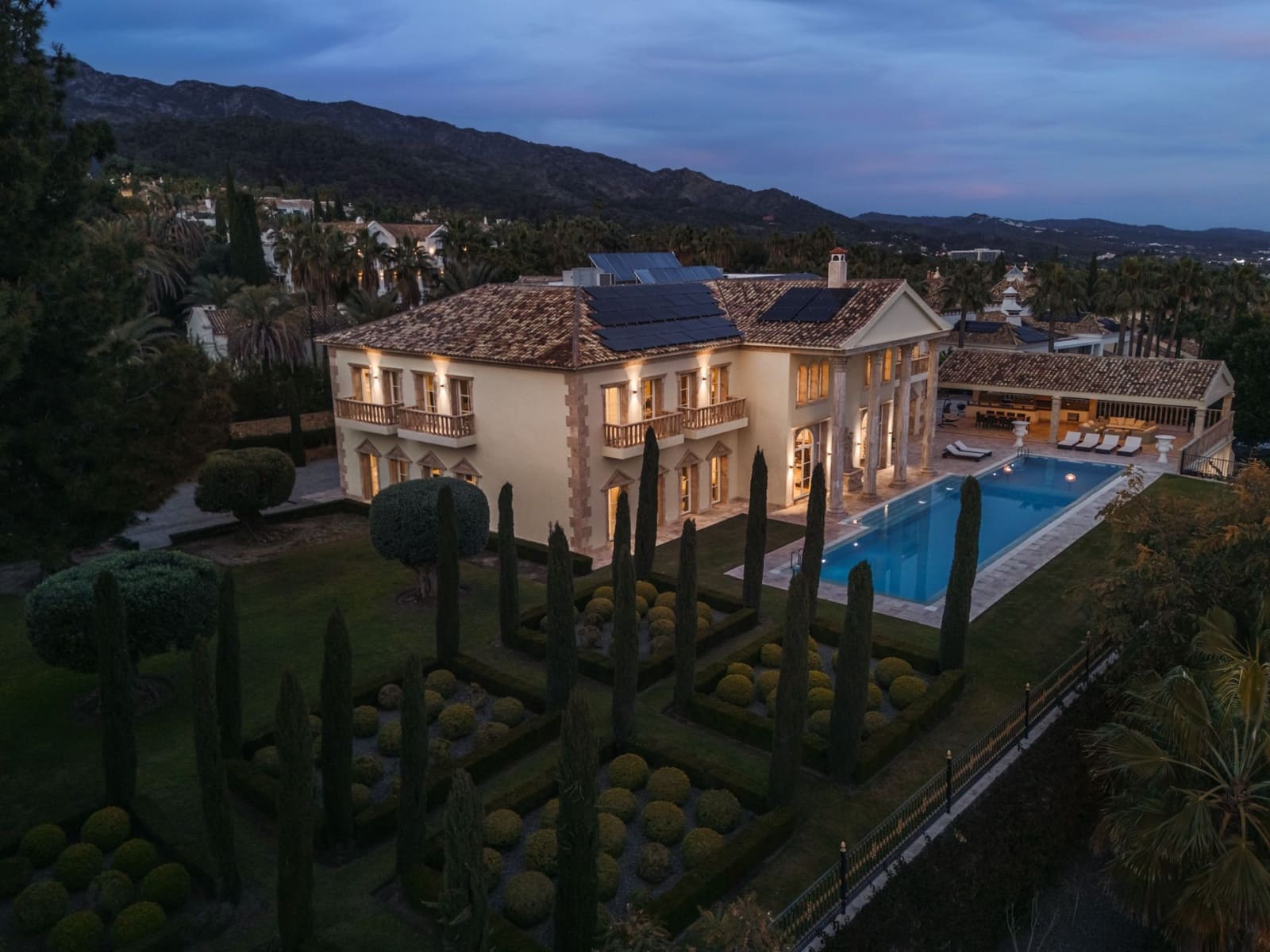 7 chambre Villa/Maison à vendre à Marbella avec piscine garage - 13 000 000 € (Ref: 9294618)