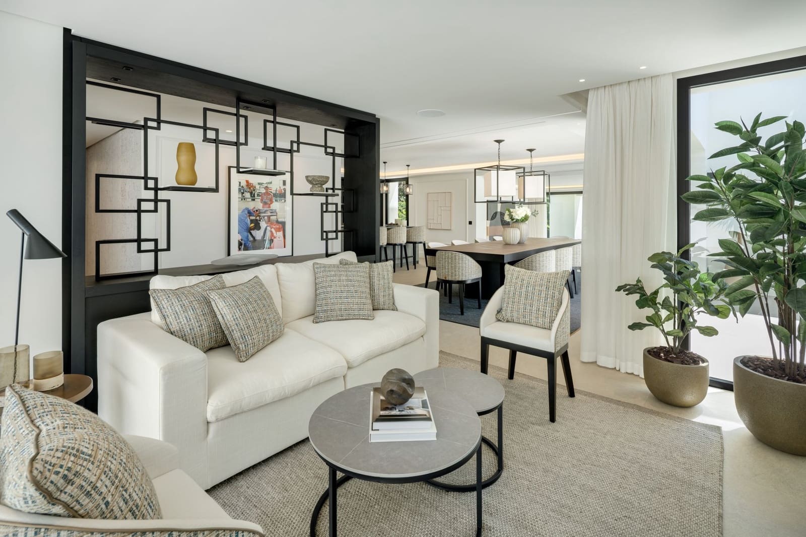 6 bedroom Villa for sale in Marbella with pool garage - € 5,850,000 (Ref: 9294621)