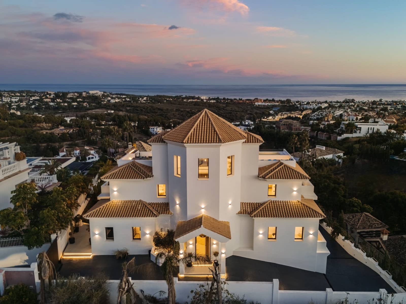 6 sovrum Villa till salu i Marbella med pool garage - 6 995 000 € (Ref: 9294623)