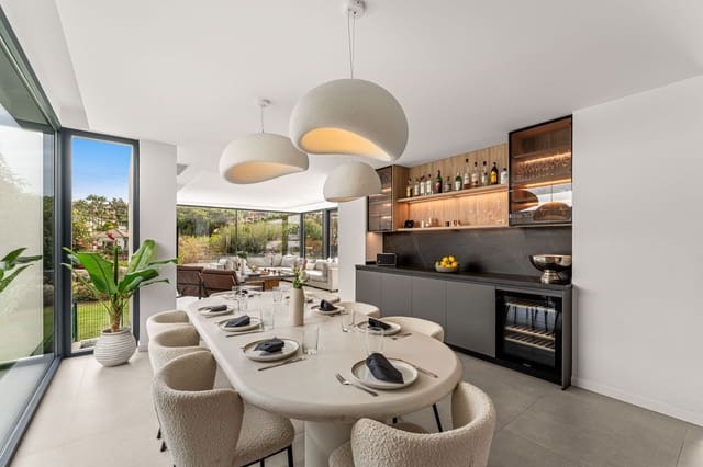 5 soverom Villa til salgs i Marbella med svømmebasseng garasje - € 1 790 000 (Ref: 9294626)