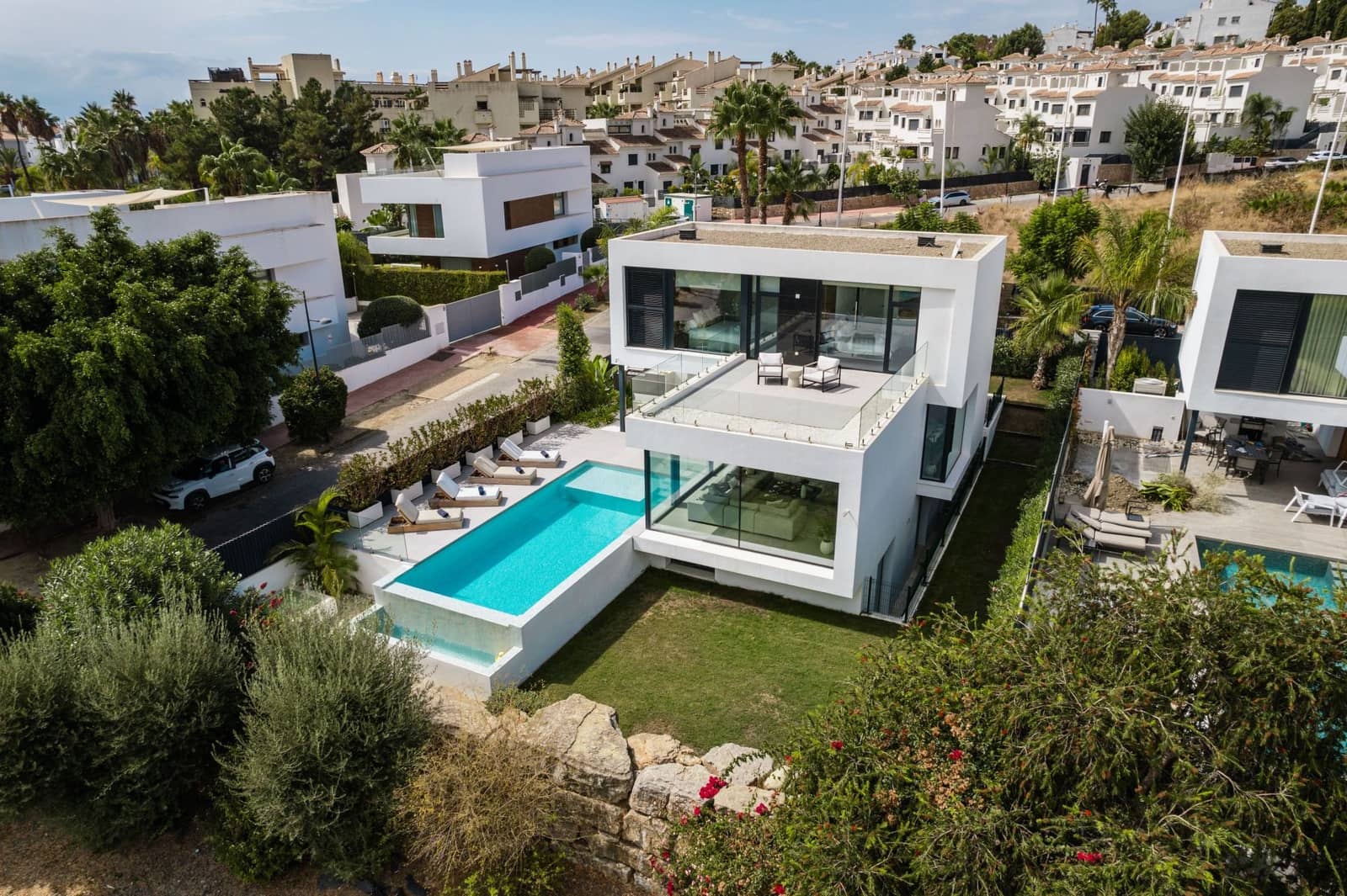5 Zimmer Villa zu verkaufen in Marbella mit Pool Garage - 1.790.000 € (Ref: 9294626)