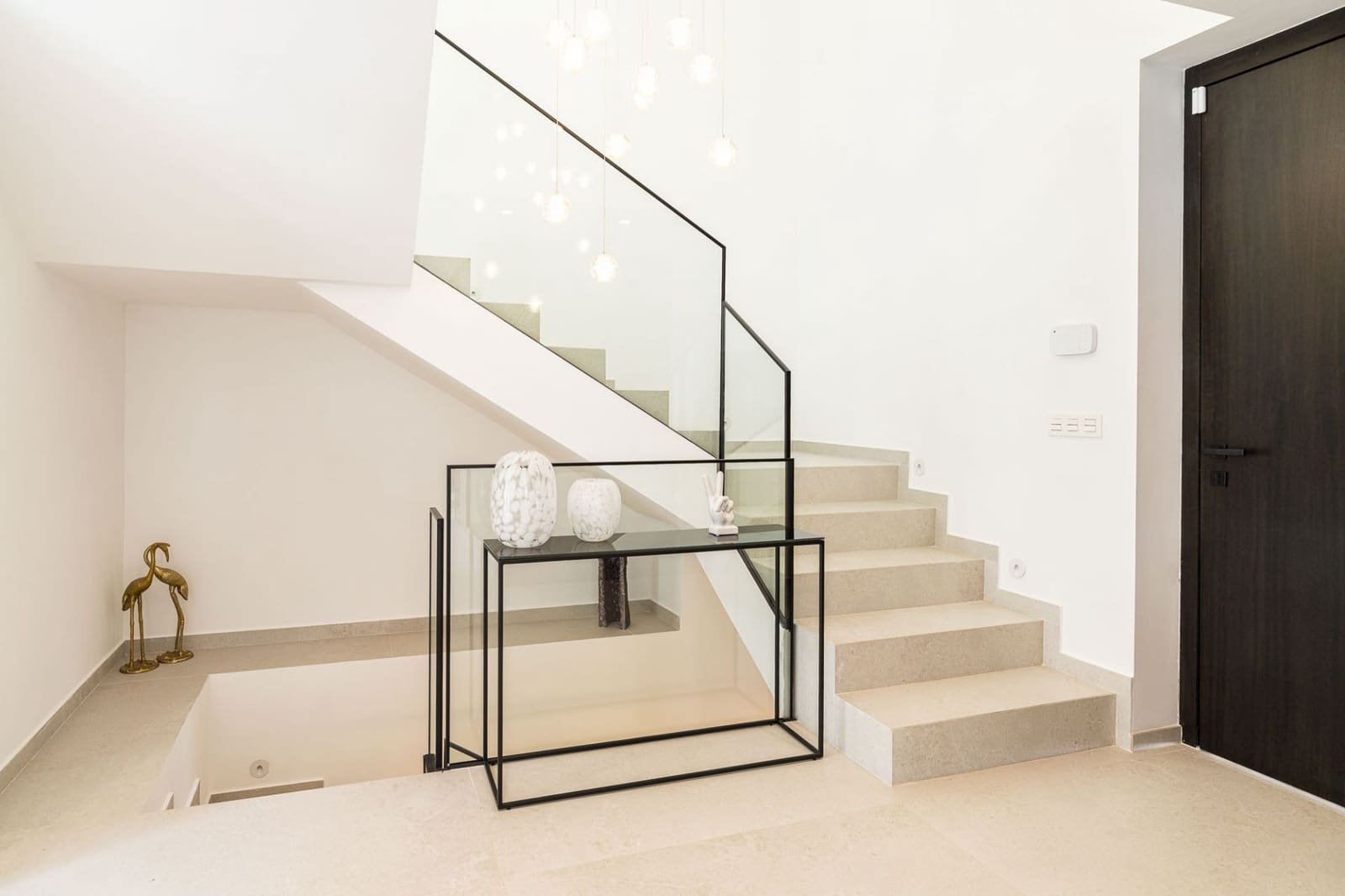 4 bedroom Villa for sale in Marbella with pool garage - € 3,395,000 (Ref: 9294629)