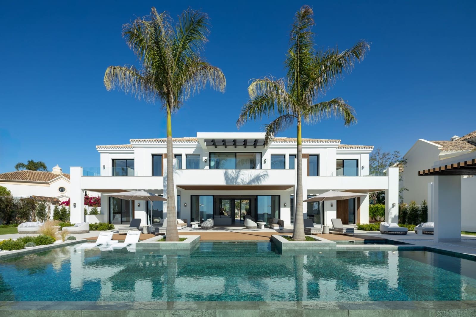 7 sovrum Villa till salu i Marbella med pool garage - 9 600 000 € (Ref: 9294630)