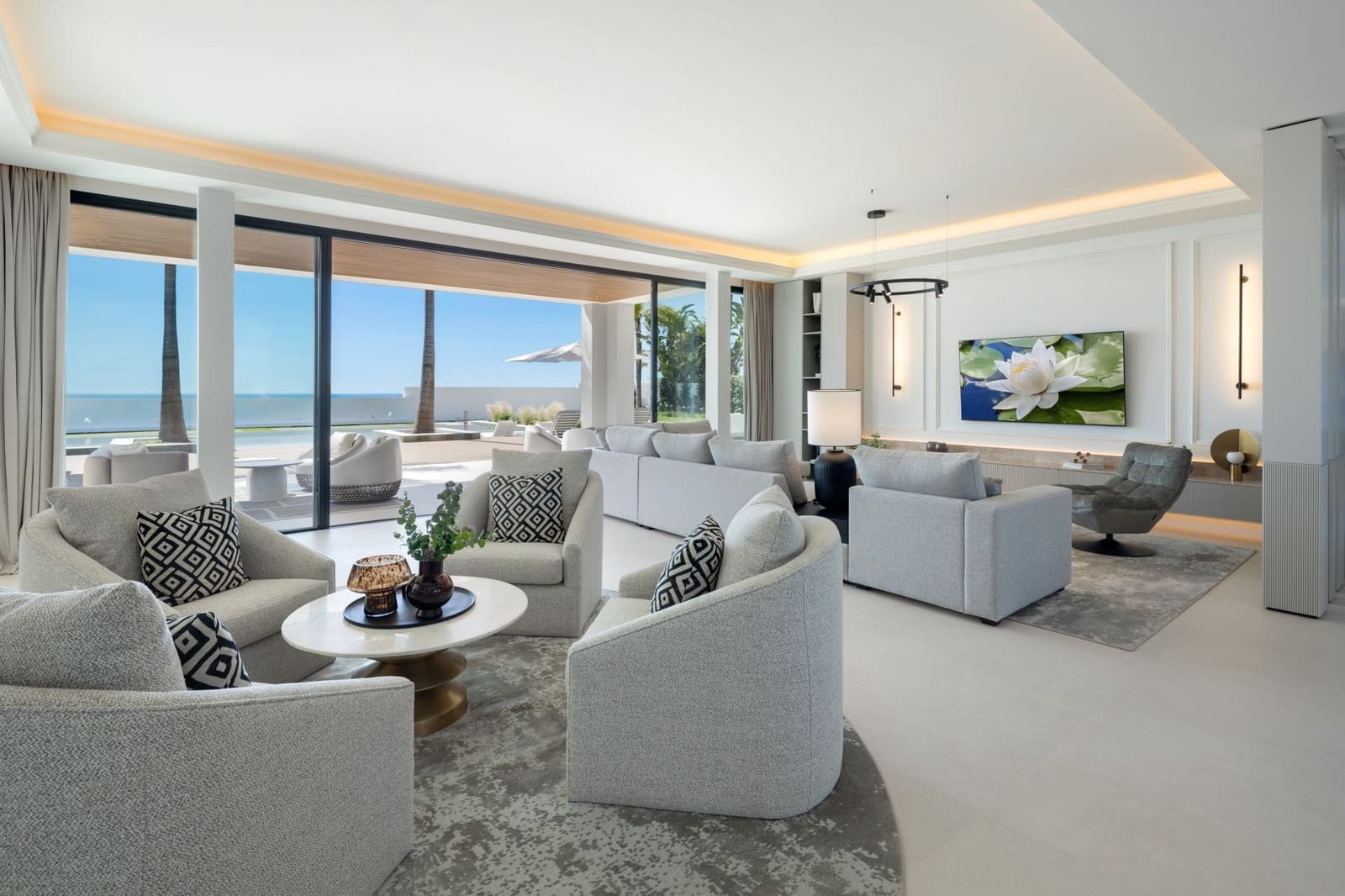 7 sovrum Villa till salu i Marbella med pool garage - 9 600 000 € (Ref: 9294630)