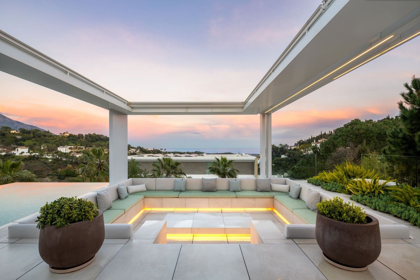 8 sovrum Villa till salu i Marbella med pool garage - 11 500 000 € (Ref: 9294631)