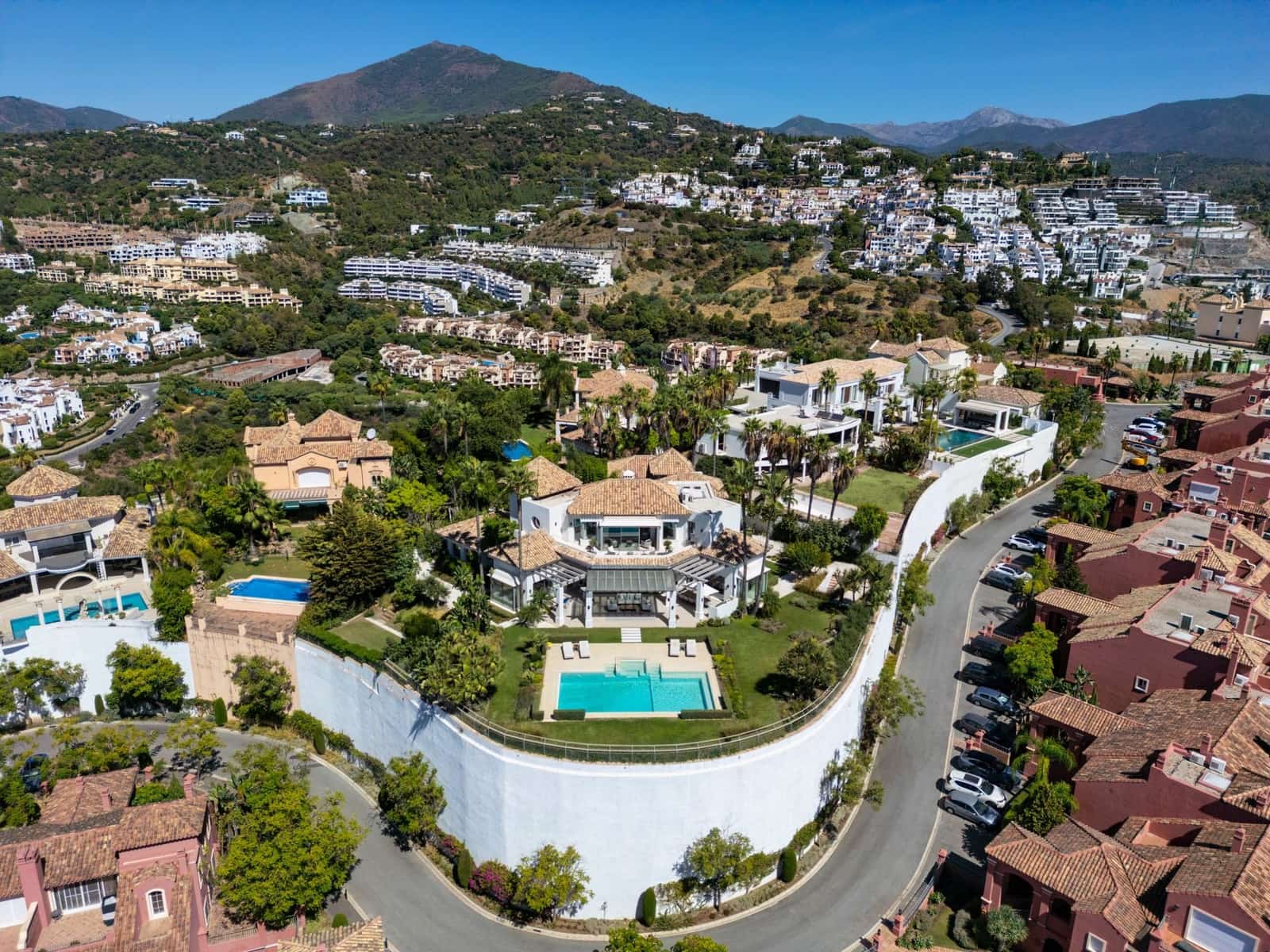 7 bedroom Villa for sale in Marbella with pool garage - € 10,800,000 (Ref: 9294632)