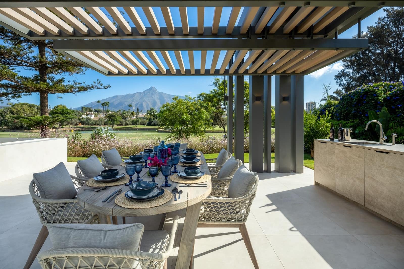5 sovrum Villa till salu i Marbella med pool garage - 7 495 000 € (Ref: 9294633)