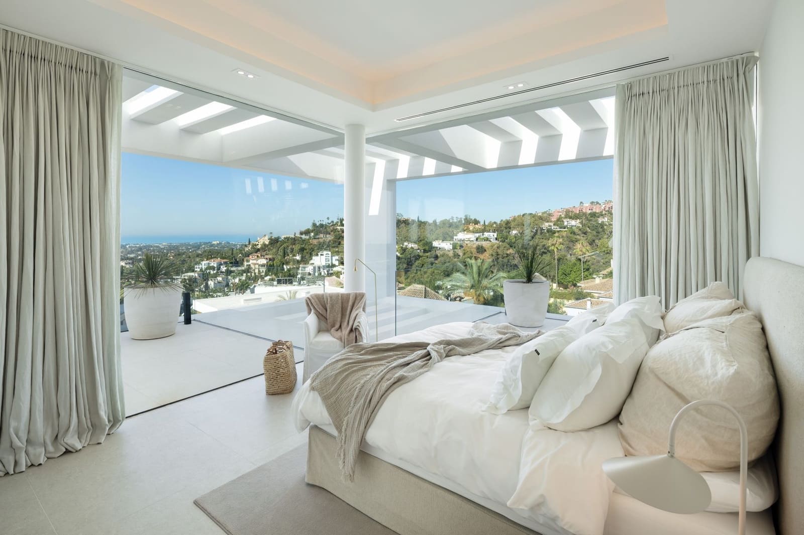 6 slaapkamer Villa te koop in Marbella met zwembad - € 6.950.000 (Ref: 9294634)