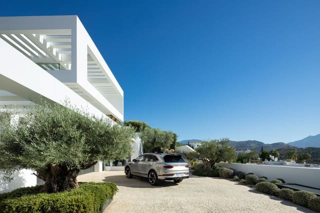 6 slaapkamer Villa te koop in Marbella met zwembad - € 6.950.000 (Ref: 9294634)