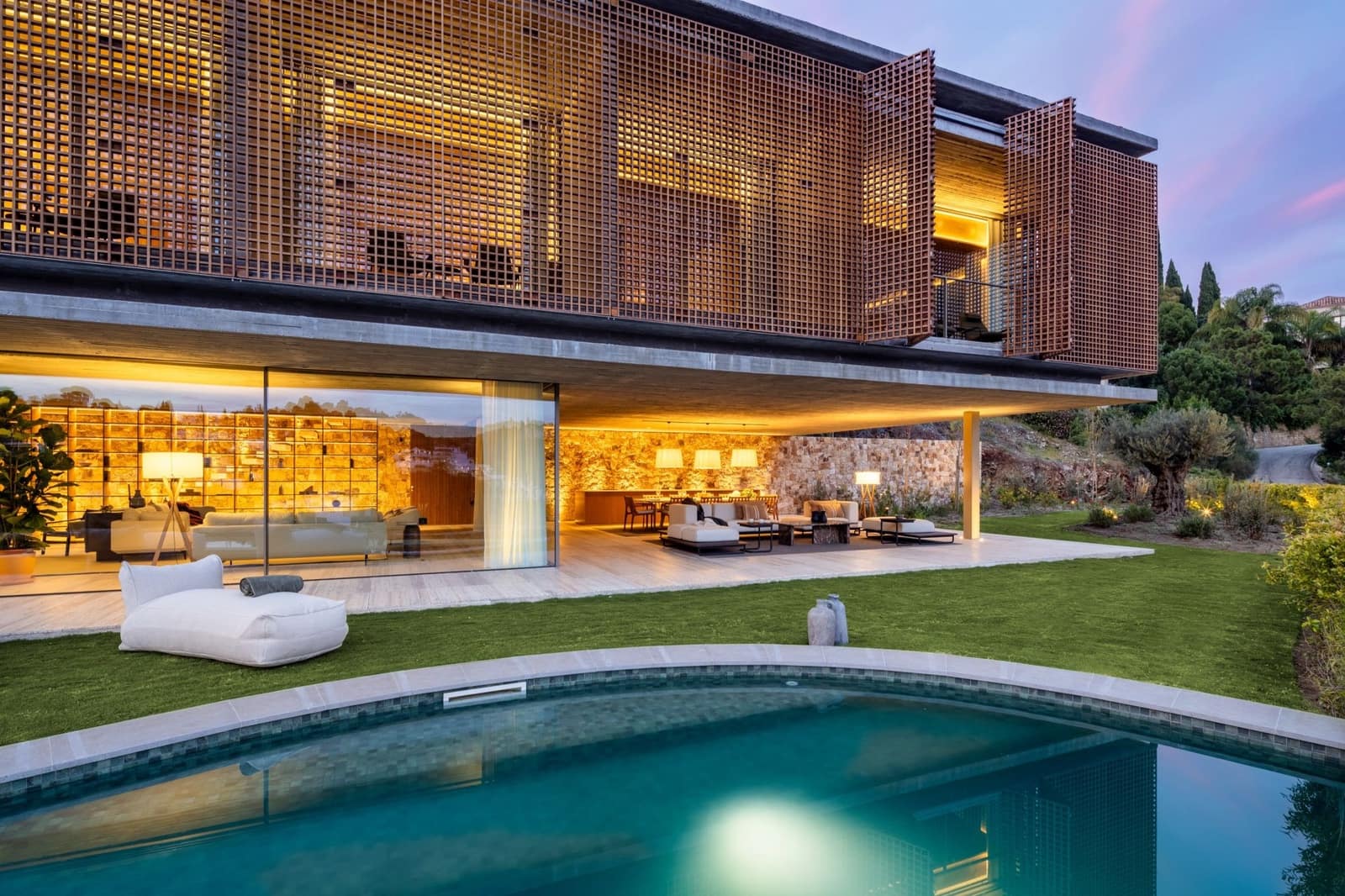 Chalet de 7 habitaciones en Marbella en venta con piscina - 10.800.000 € (Ref: 9294639)