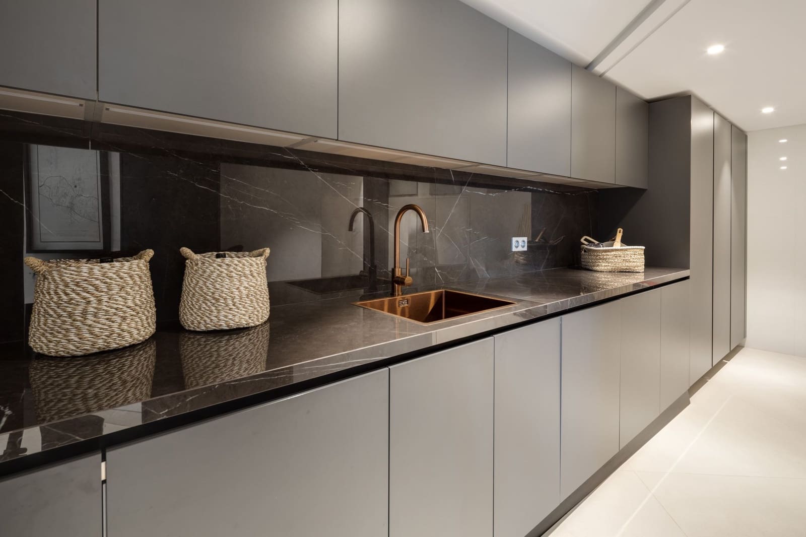 5 slaapkamer Villa te koop in Marbella met zwembad - € 6.500.000 (Ref: 9294645)