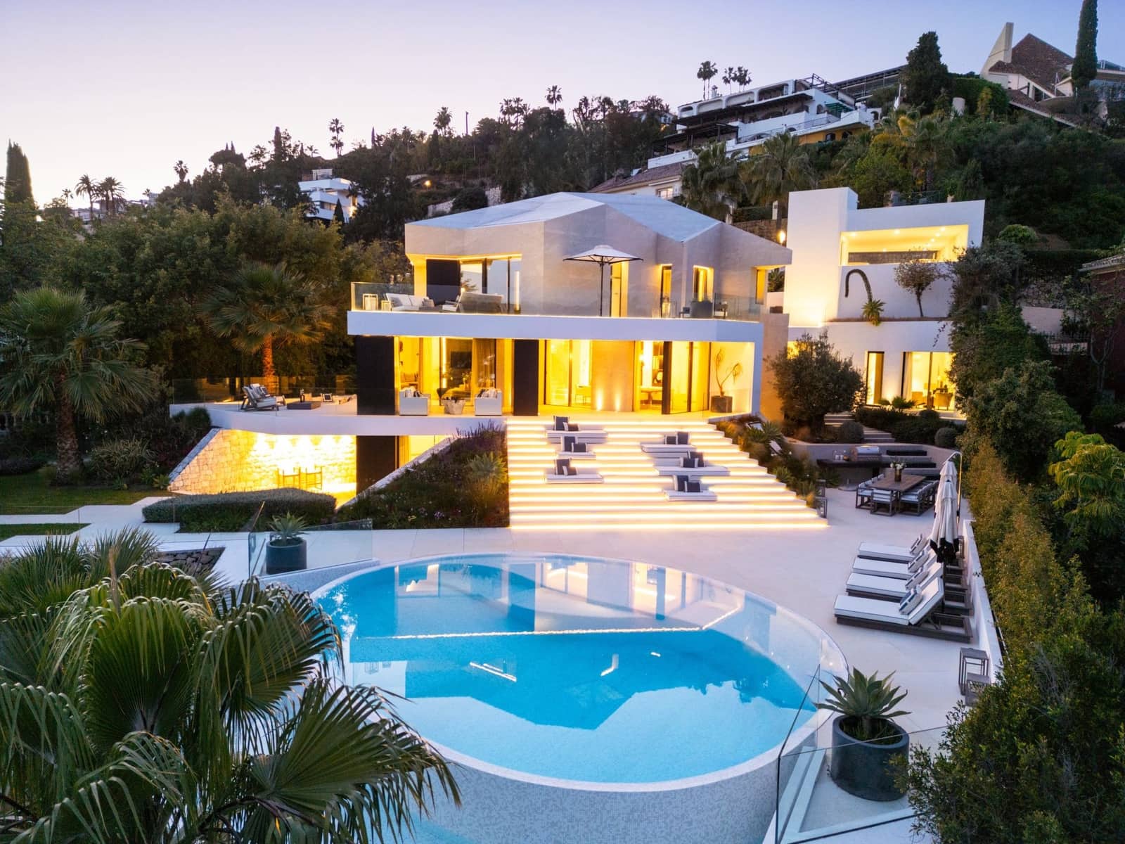 5 sypialnia Willa na sprzedaż w Marbella z basenem - 6 500 000 € (Ref: 9294645)