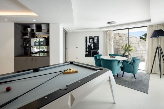 5 sypialnia Willa na sprzedaż w Marbella z basenem - 6 500 000 € (Ref: 9294645)