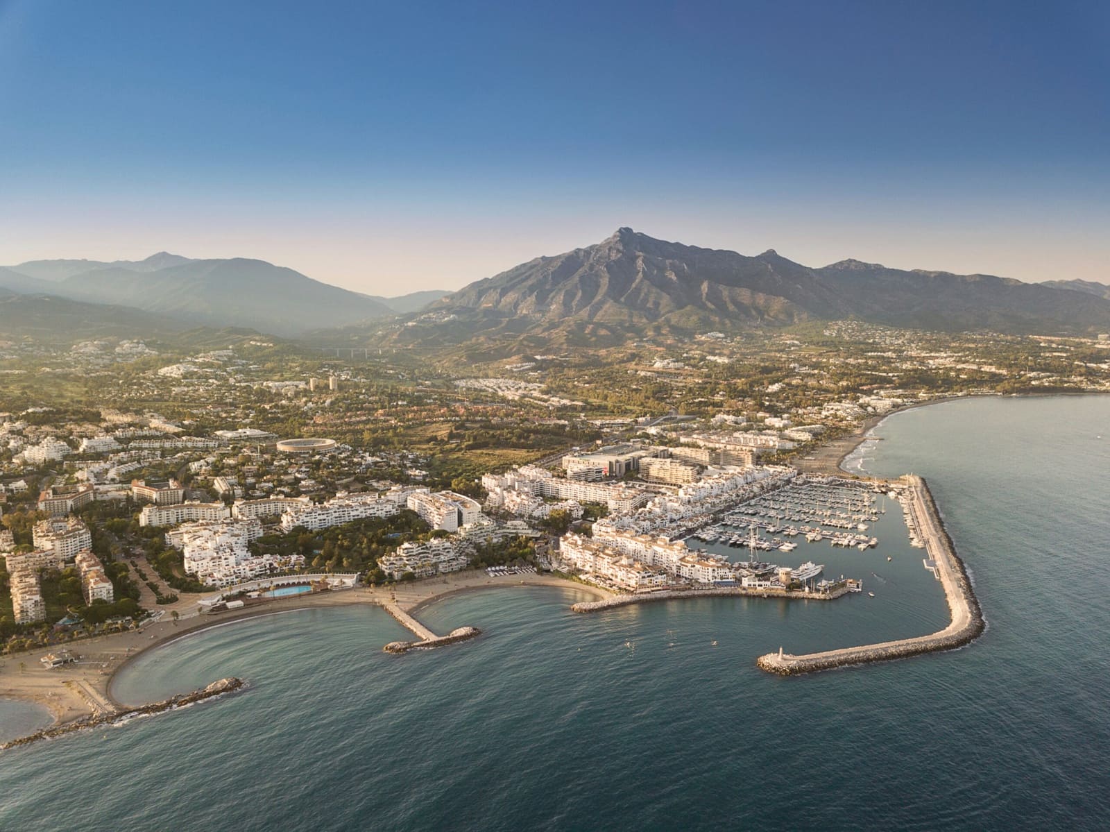 2 bedroom Apartment for sale in Casares with pool garage - € 2,390,000 (Ref: 9294646)