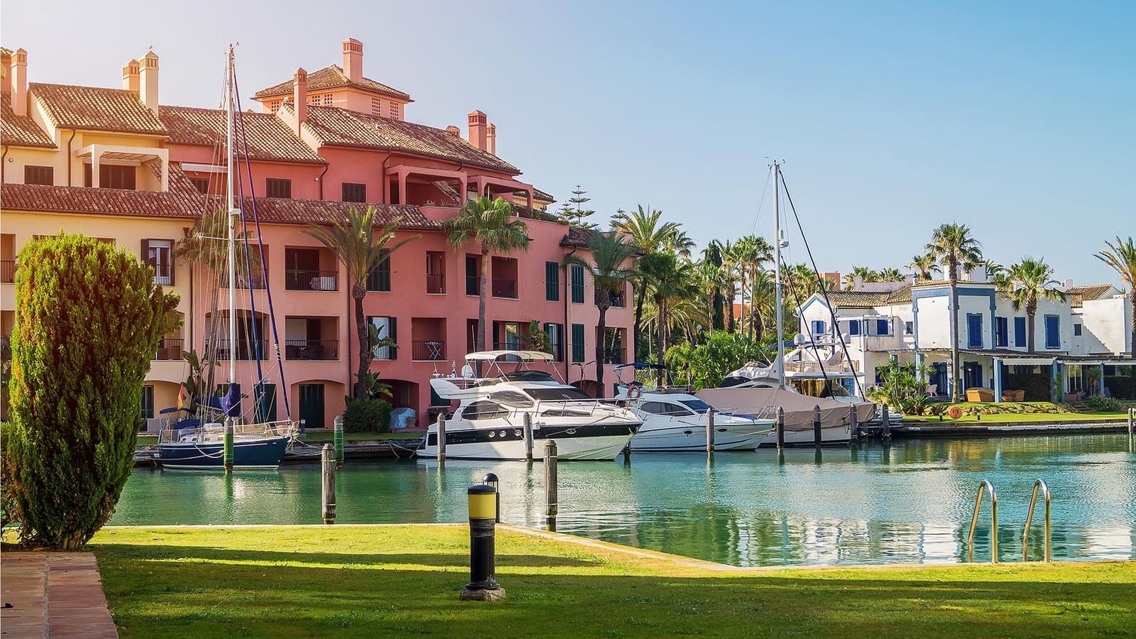 2 chambre Appartement à vendre à Estepona avec piscine - 590 000 € (Ref: 9294653)