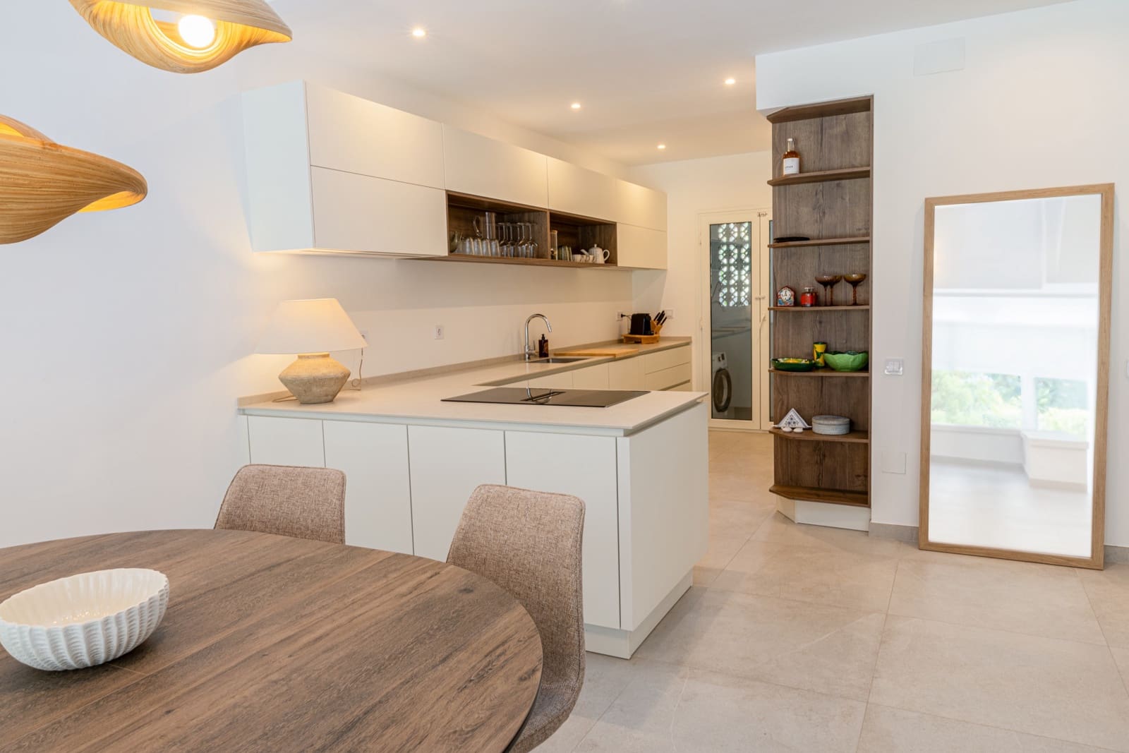 3 slaapkamer Huis te koop in Nueva Andalucia met zwembad garage - € 1.499.000 (Ref: 9294656)