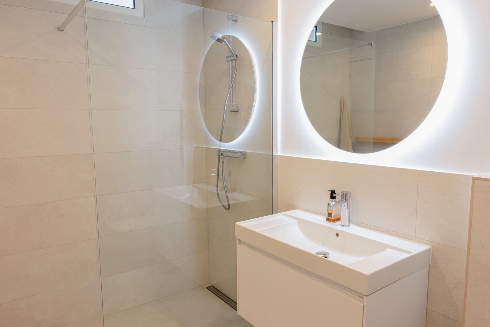 3 slaapkamer Huis te koop in Nueva Andalucia met zwembad garage - € 1.499.000 (Ref: 9294656)