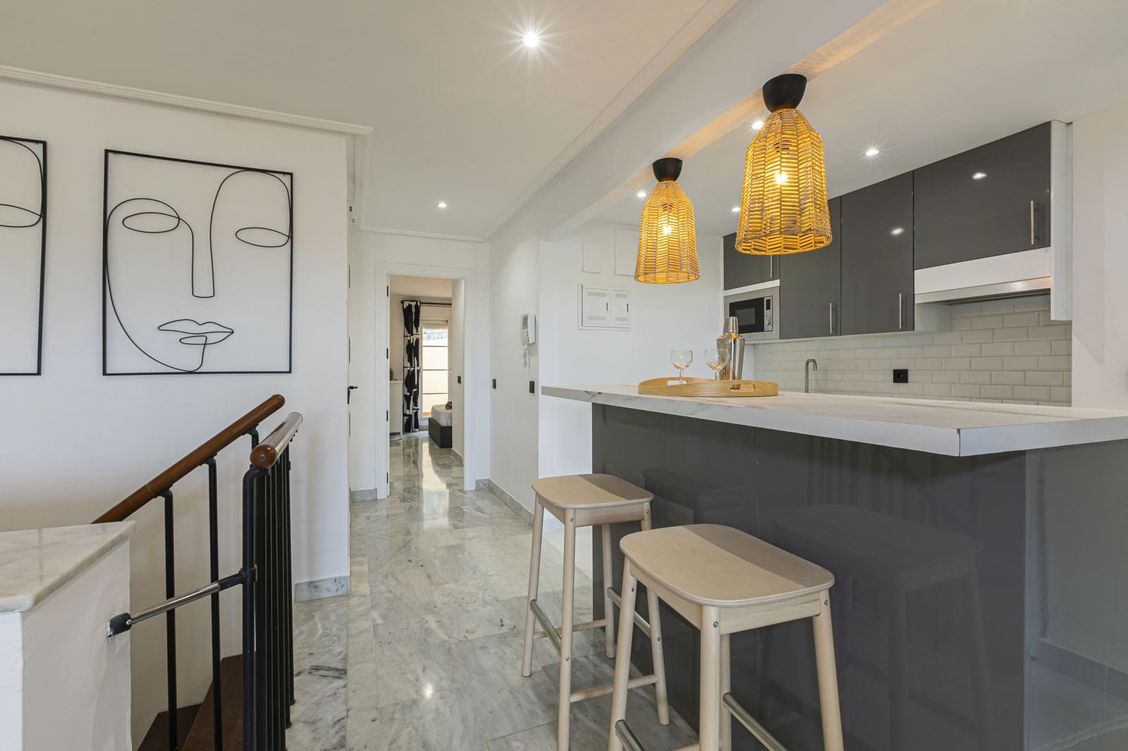 Apartamento de 2 habitaciones en Nueva Andalucia en venta con piscina garaje - 535.000 € (Ref: 9294657)
