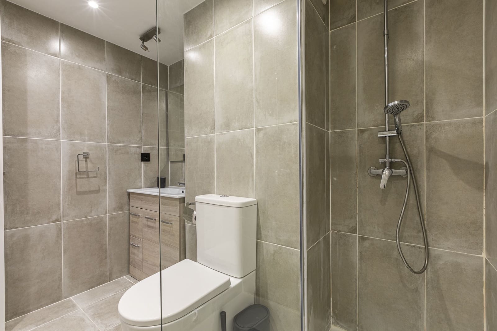 Apartamento de 2 habitaciones en Nueva Andalucia en venta con piscina garaje - 535.000 € (Ref: 9294657)