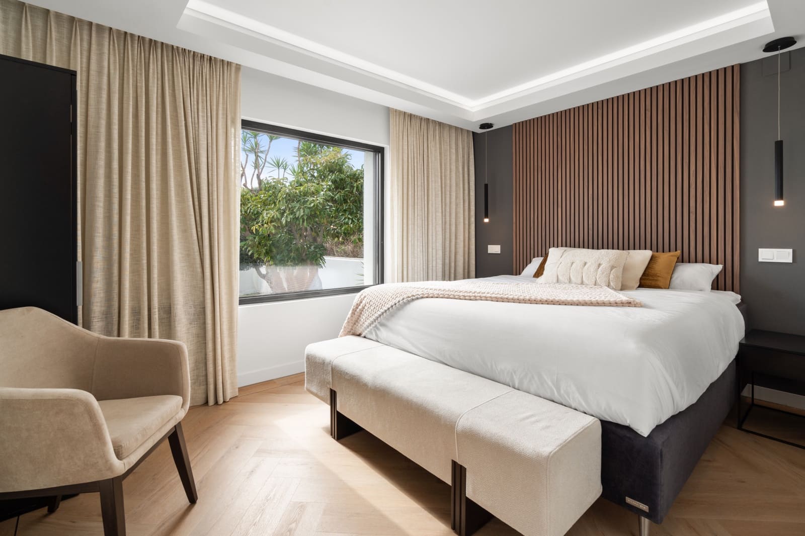 7 soverom Villa til salgs i Marbella med svømmebasseng garasje - € 2 990 000 (Ref: 9294658)