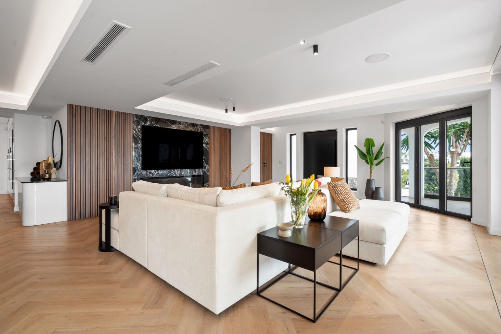 7 soverom Villa til salgs i Marbella med svømmebasseng garasje - € 2 990 000 (Ref: 9294658)