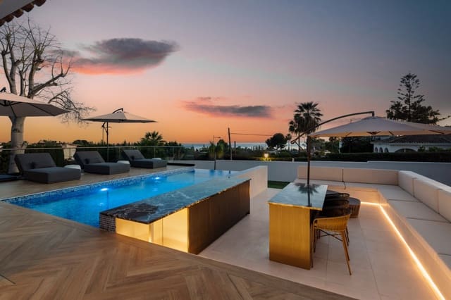7 sypialnia Willa na sprzedaż w Marbella z basenem garażem - 2 990 000 € (Ref: 9294658)