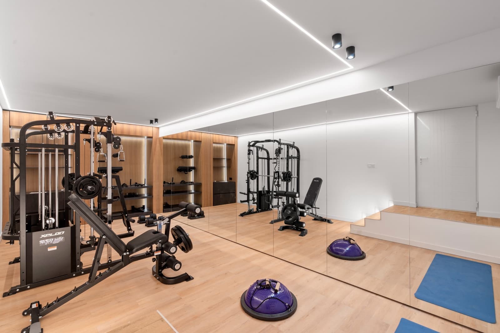 7 slaapkamer Villa te koop in Marbella met zwembad garage - € 2.990.000 (Ref: 9294658)