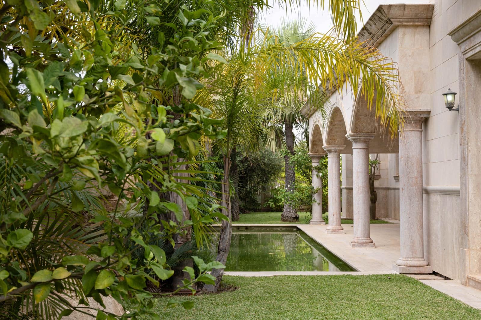 Chalet de 5 habitaciones en Marbella en venta con piscina garaje - 4.499.000 € (Ref: 9294659)