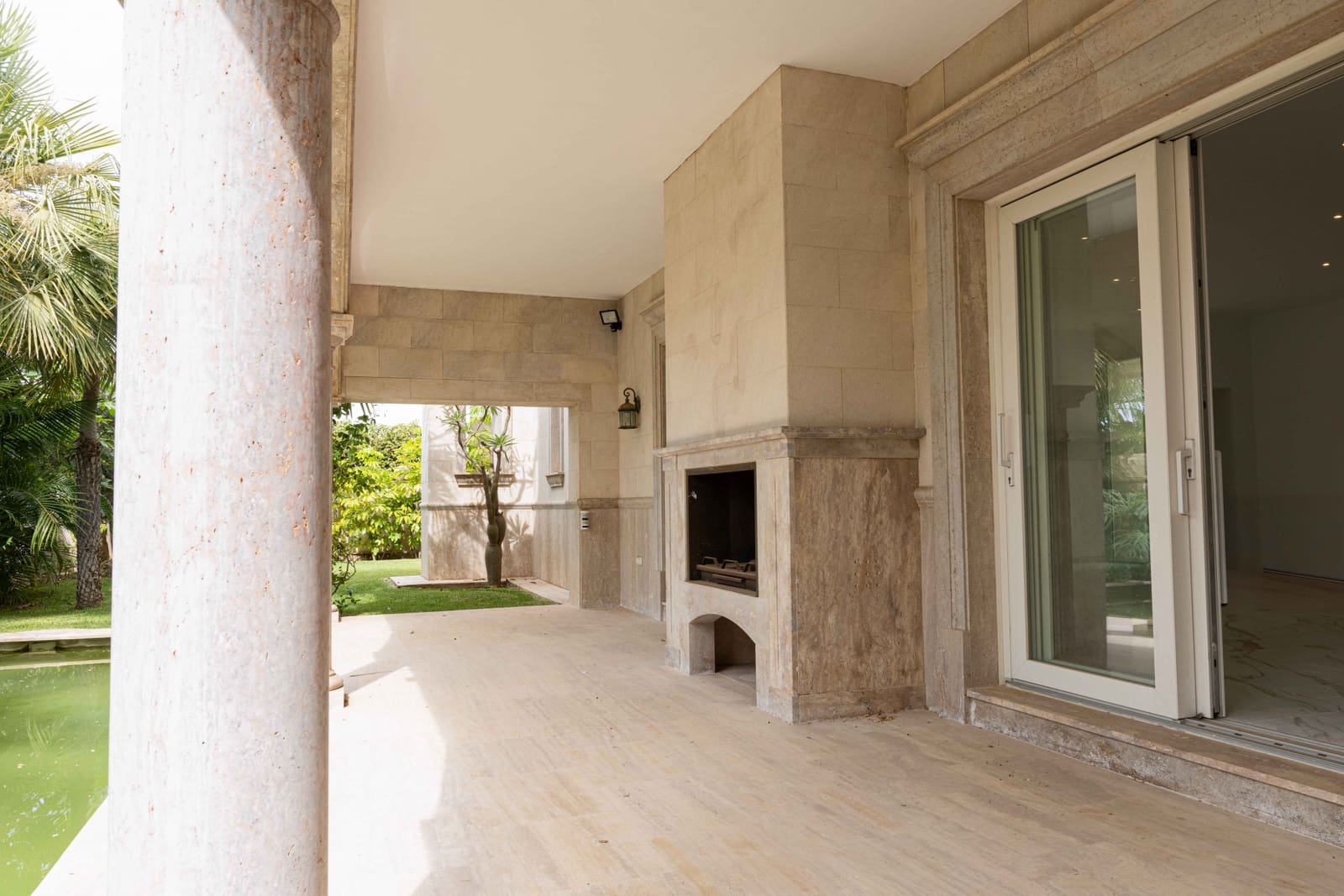 5 Zimmer Villa zu verkaufen in Marbella mit Pool Garage - 4.050.000 € (Ref: 9294659)
