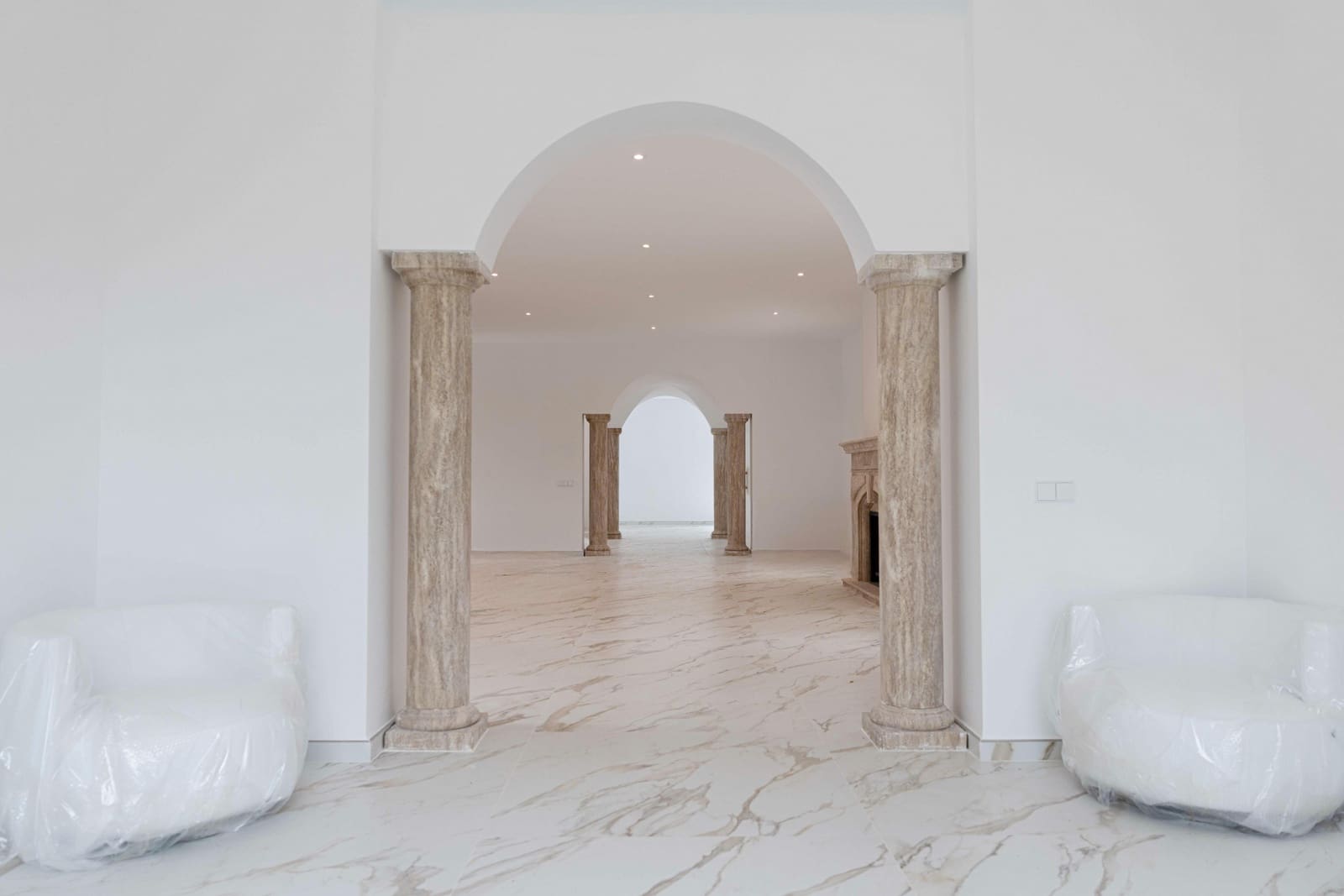 5 Zimmer Villa zu verkaufen in Marbella mit Pool Garage - 4.050.000 € (Ref: 9294659)
