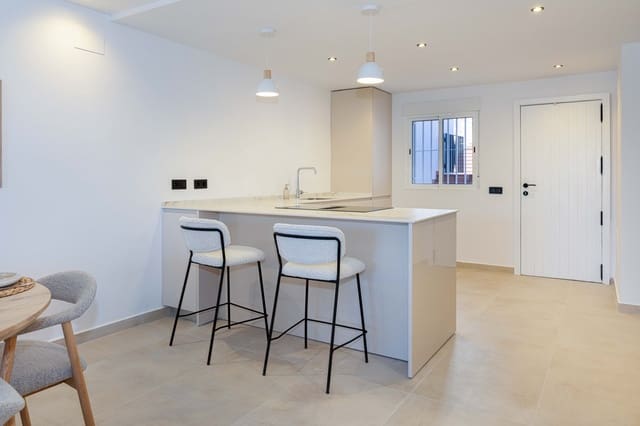 2 soveværelse Lejlighed til salg i Nueva Andalucia, Marbella med swimmingpool garage - € 579.000 (Ref: 9294660)