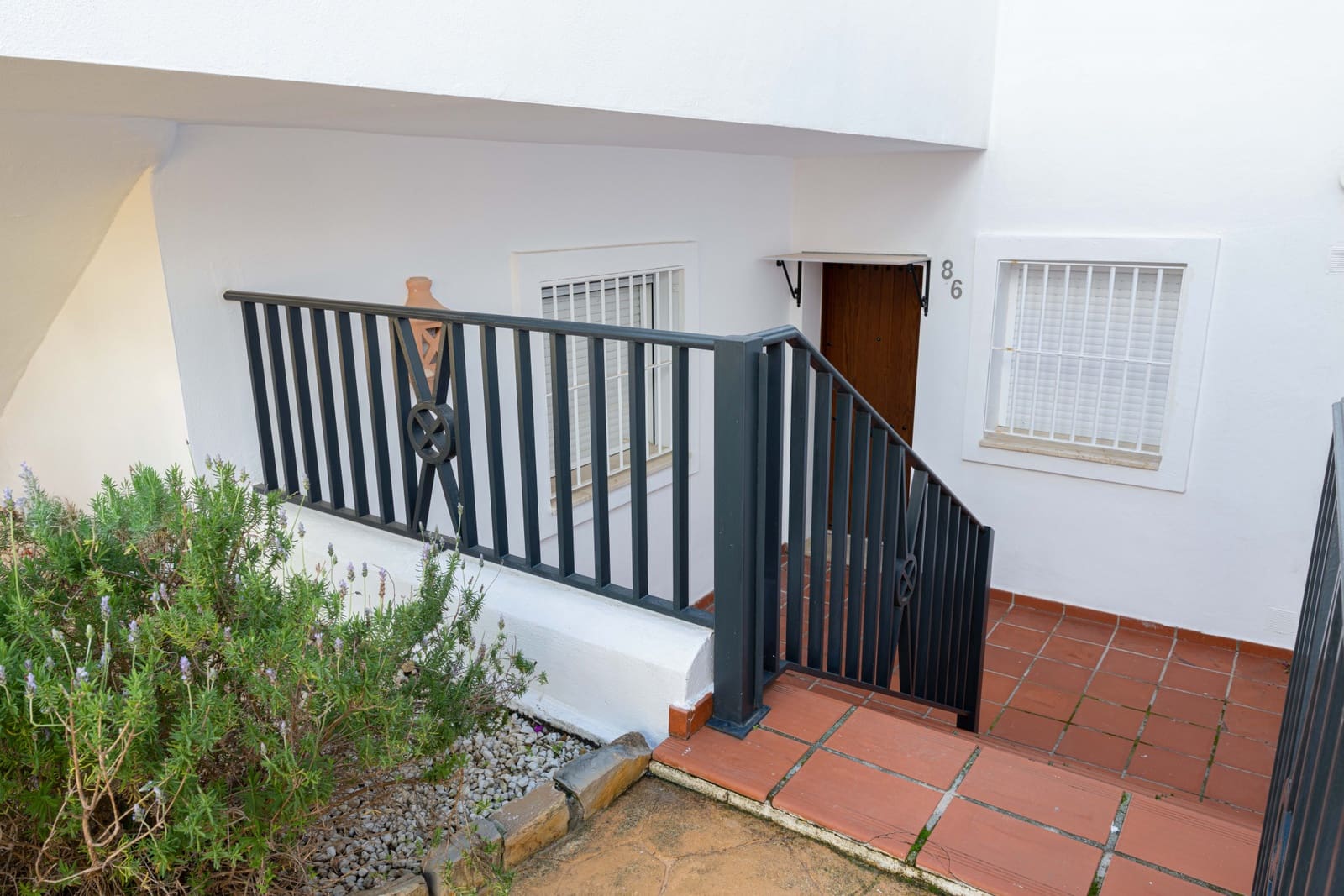 2 slaapkamer Appartement te koop in Nueva Andalucia met zwembad garage - € 547.000 (Ref: 9294660)