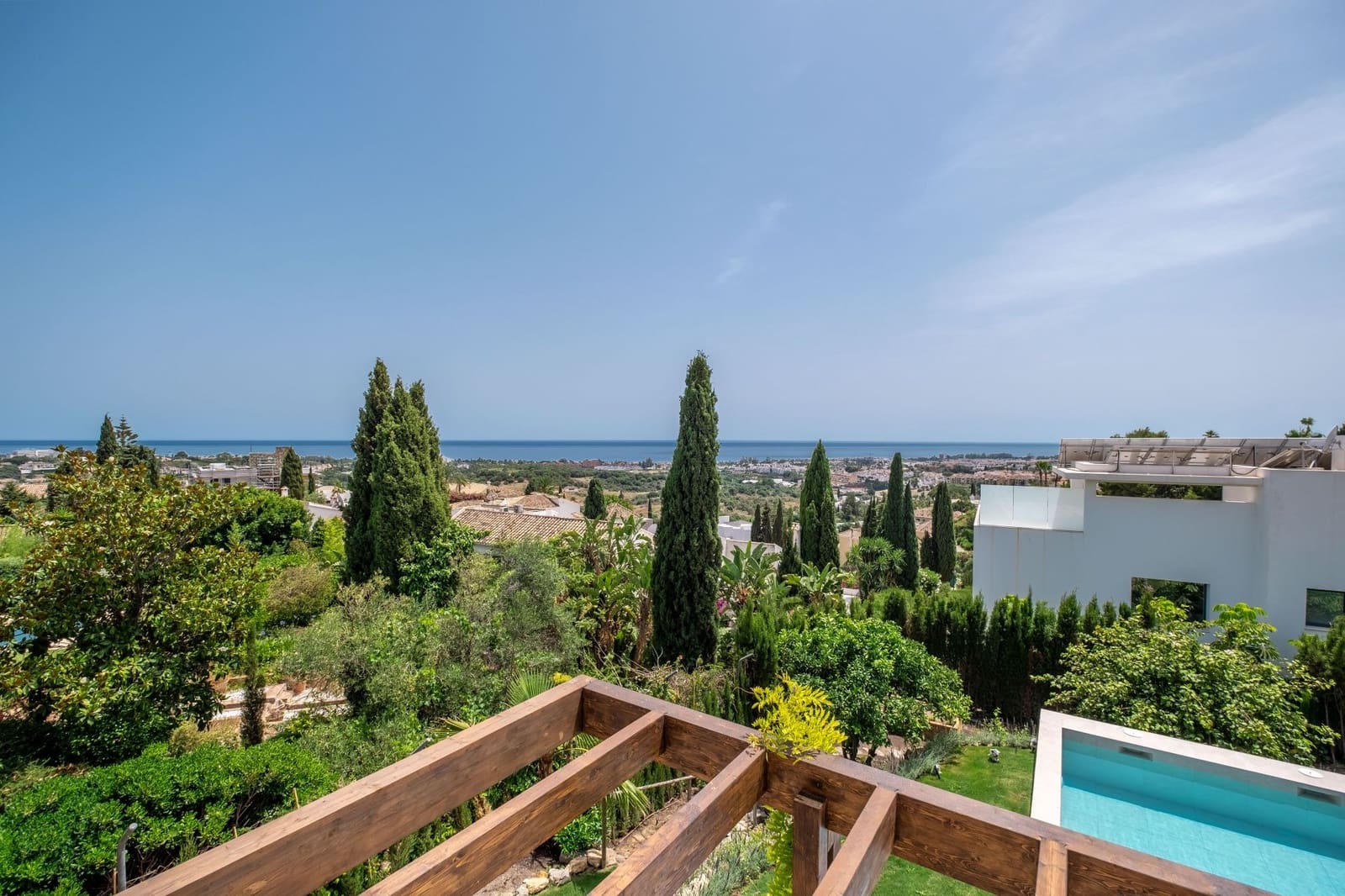 4 sovrum Villa till salu i Benahavis med pool garage - 2 325 000 € (Ref: 9300490)
