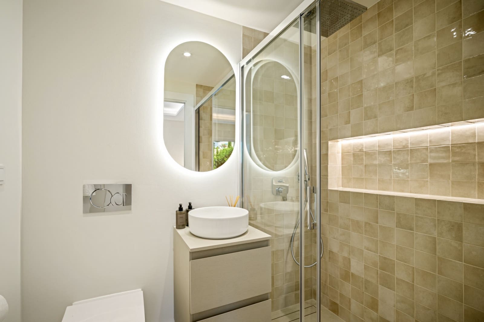 4 slaapkamer Villa te koop in La Quinta met zwembad garage - € 1.875.000 (Ref: 9312327)