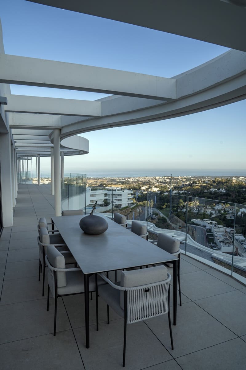 4 chambre Penthouse à vendre à Marbella avec piscine garage - 2 290 000 € (Ref: 9344349)