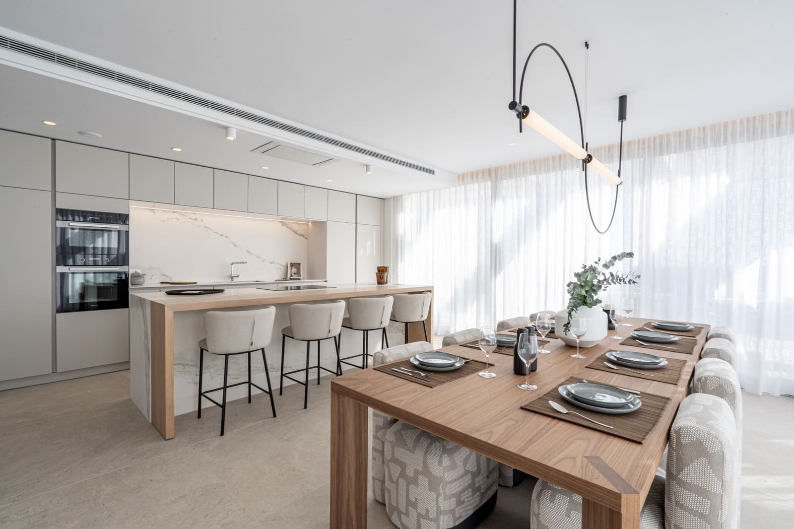 4 chambre Penthouse à vendre à Marbella avec piscine garage - 2 290 000 € (Ref: 9344349)