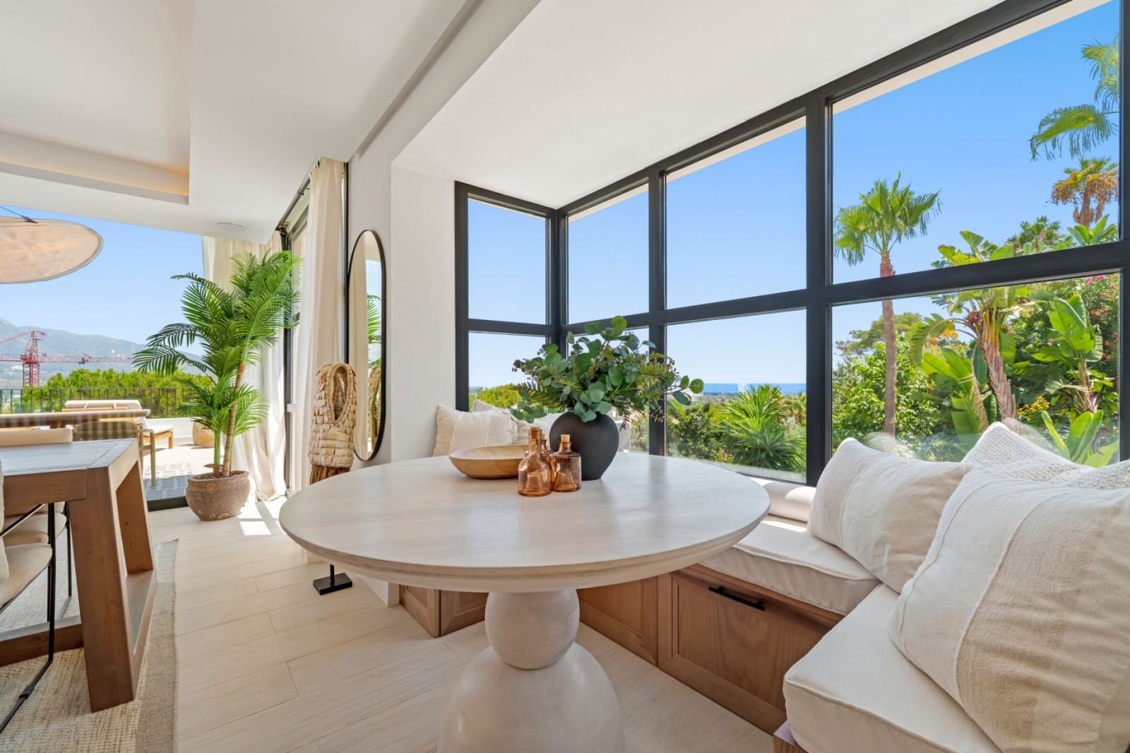 6 sypialnia Willa na sprzedaż w Marbella z basenem garażem - 11 950 000 € (Ref: 9344351)