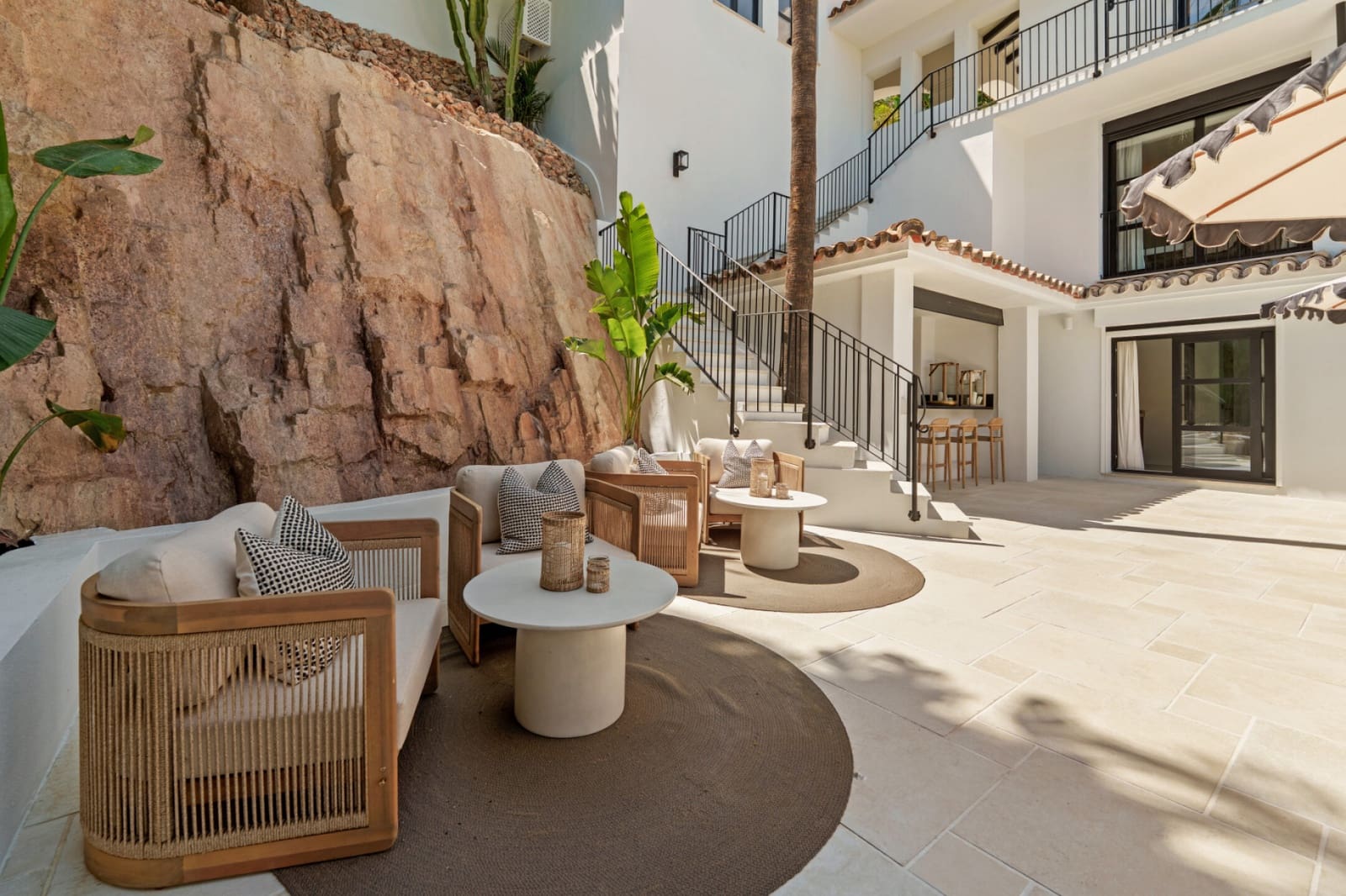 6 bedroom Villa for sale in Marbella with pool garage - € 11,950,000 (Ref: 9344351)