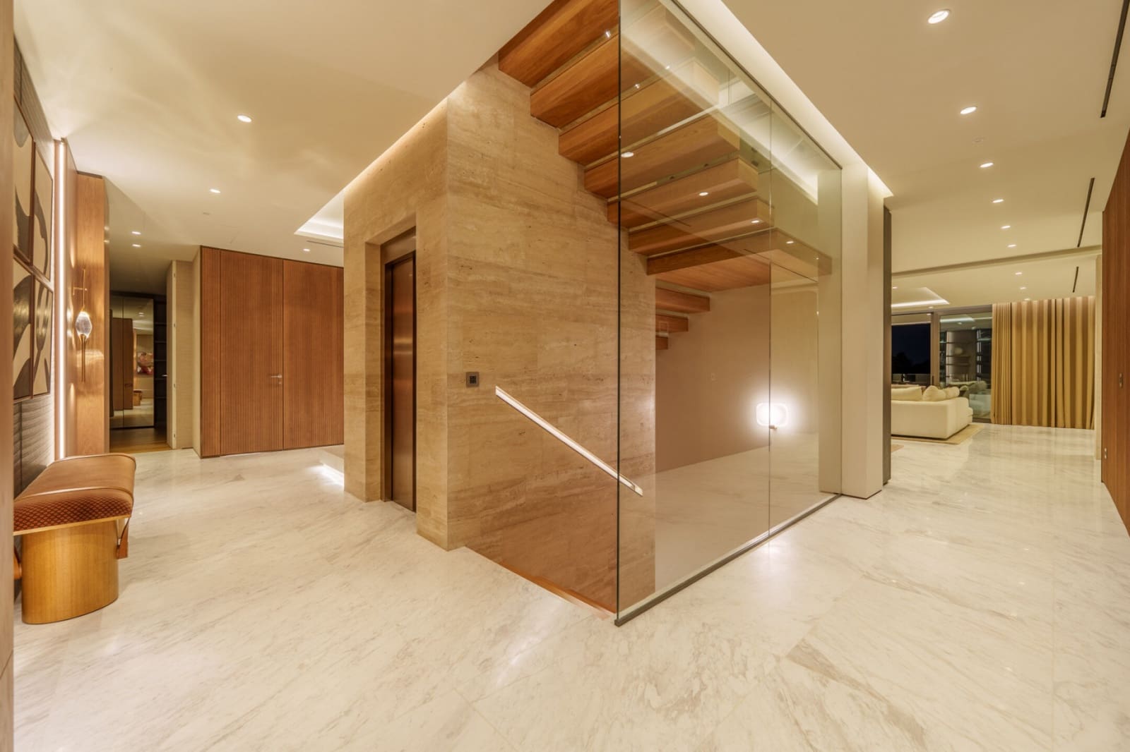 4 slaapkamer Penthouse te koop in Golden Mile met zwembad garage - € 11.900.000 (Ref: 9344352)