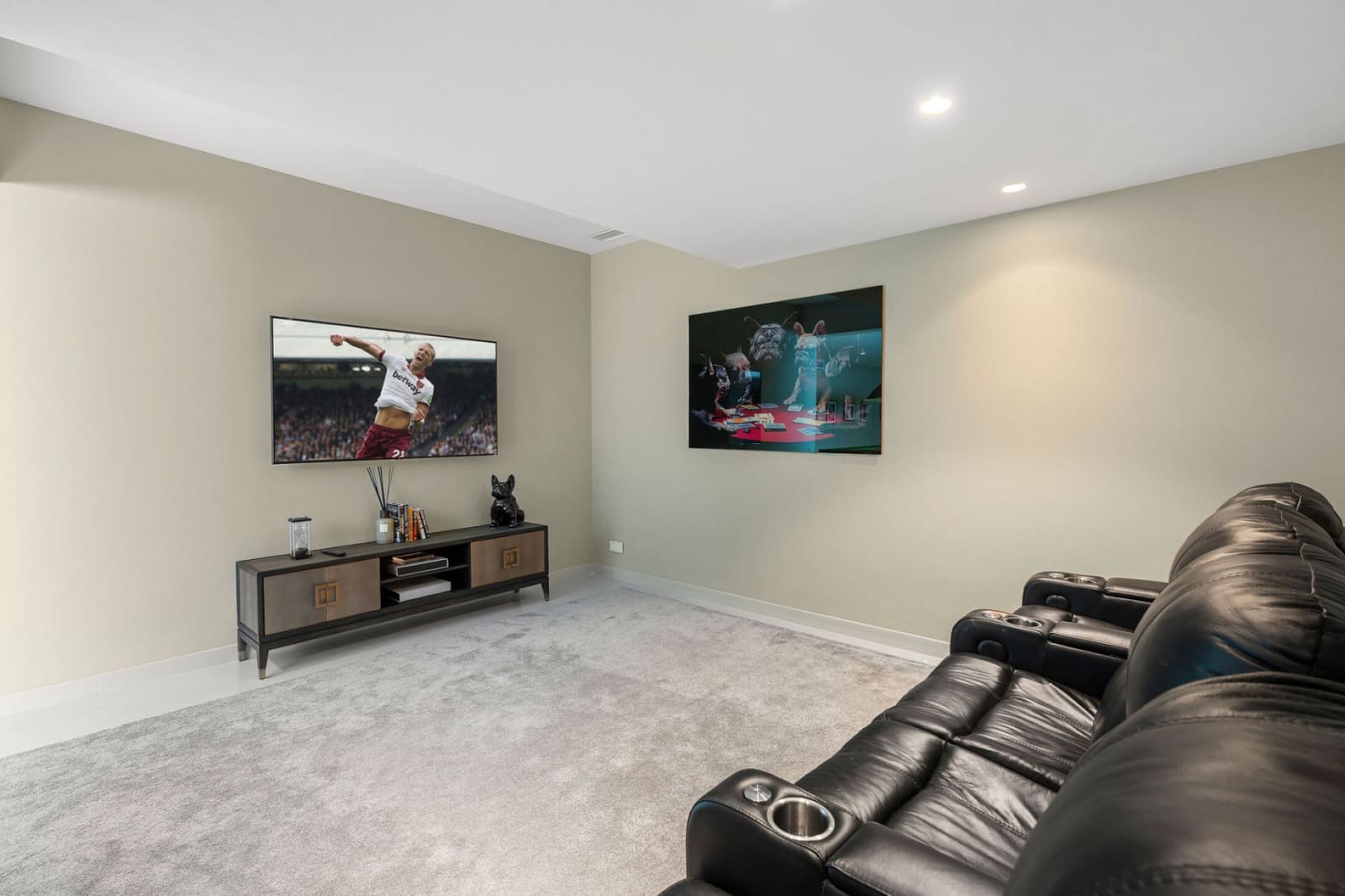 5 slaapkamer Villa te koop in La Quinta met zwembad garage - € 3.495.000 (Ref: 9378730)